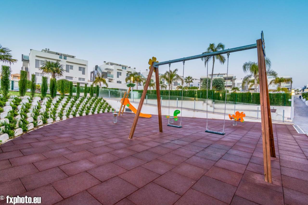 Eluxuria Sunny Villa Torrevieja Luaran gambar