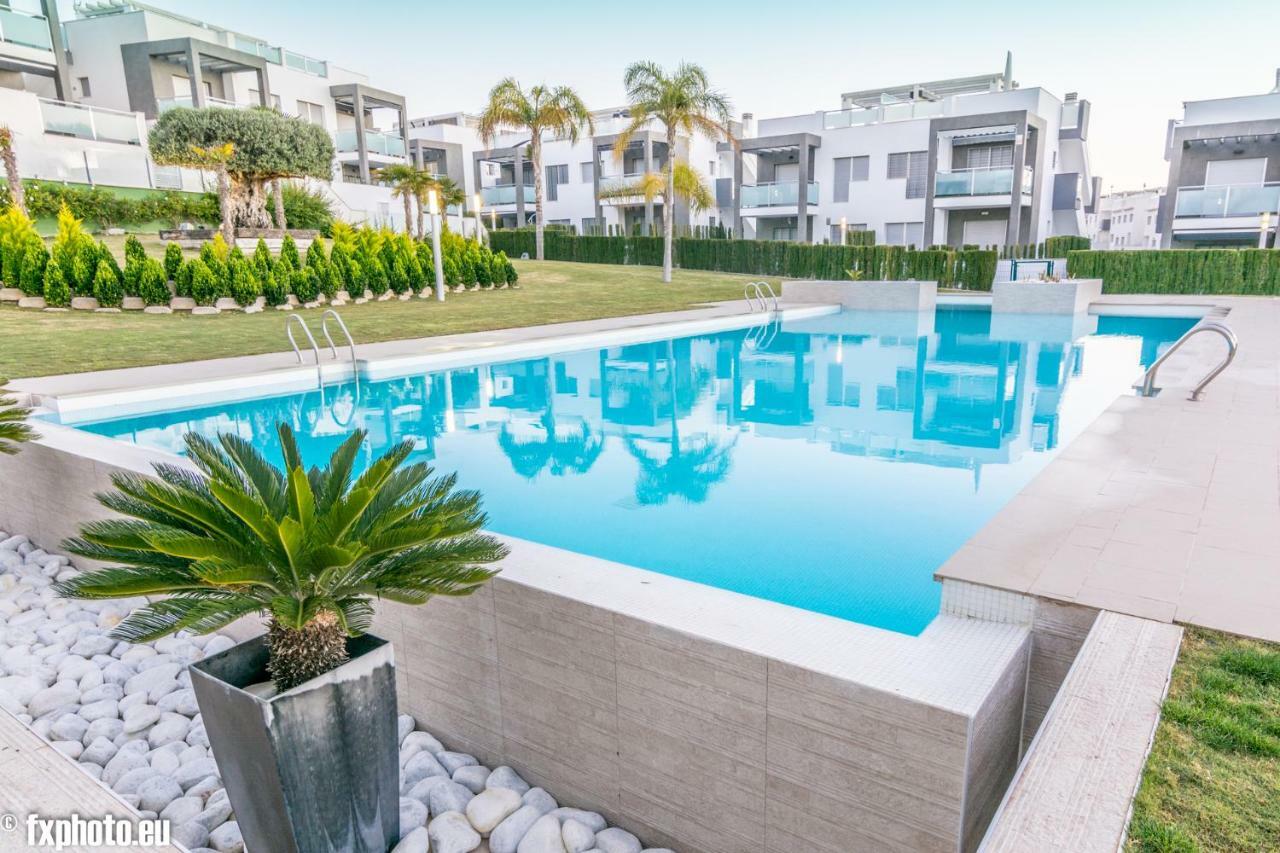 Eluxuria Sunny Villa Torrevieja Luaran gambar
